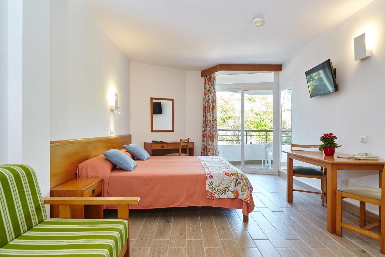 Apartamentos Ses Savines Sant Antoni de Portmany Exterior foto